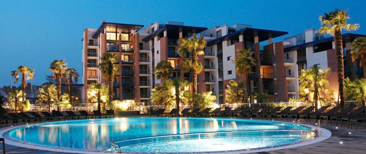Frontemar Residenze Sul Mare - Carraro Immobiliare Jesolo - Family Apartments Exterior photo